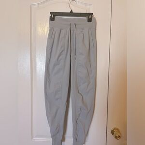 Lululemon Dance Studio Mid-Rise Jogger Full Length Size 2